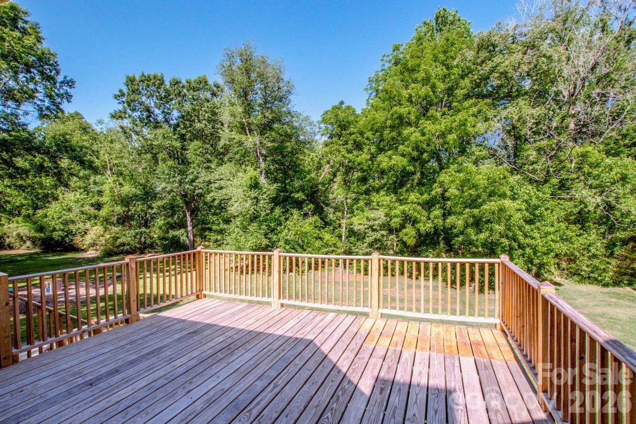 1345 Timberlane Terrace - Photo 40