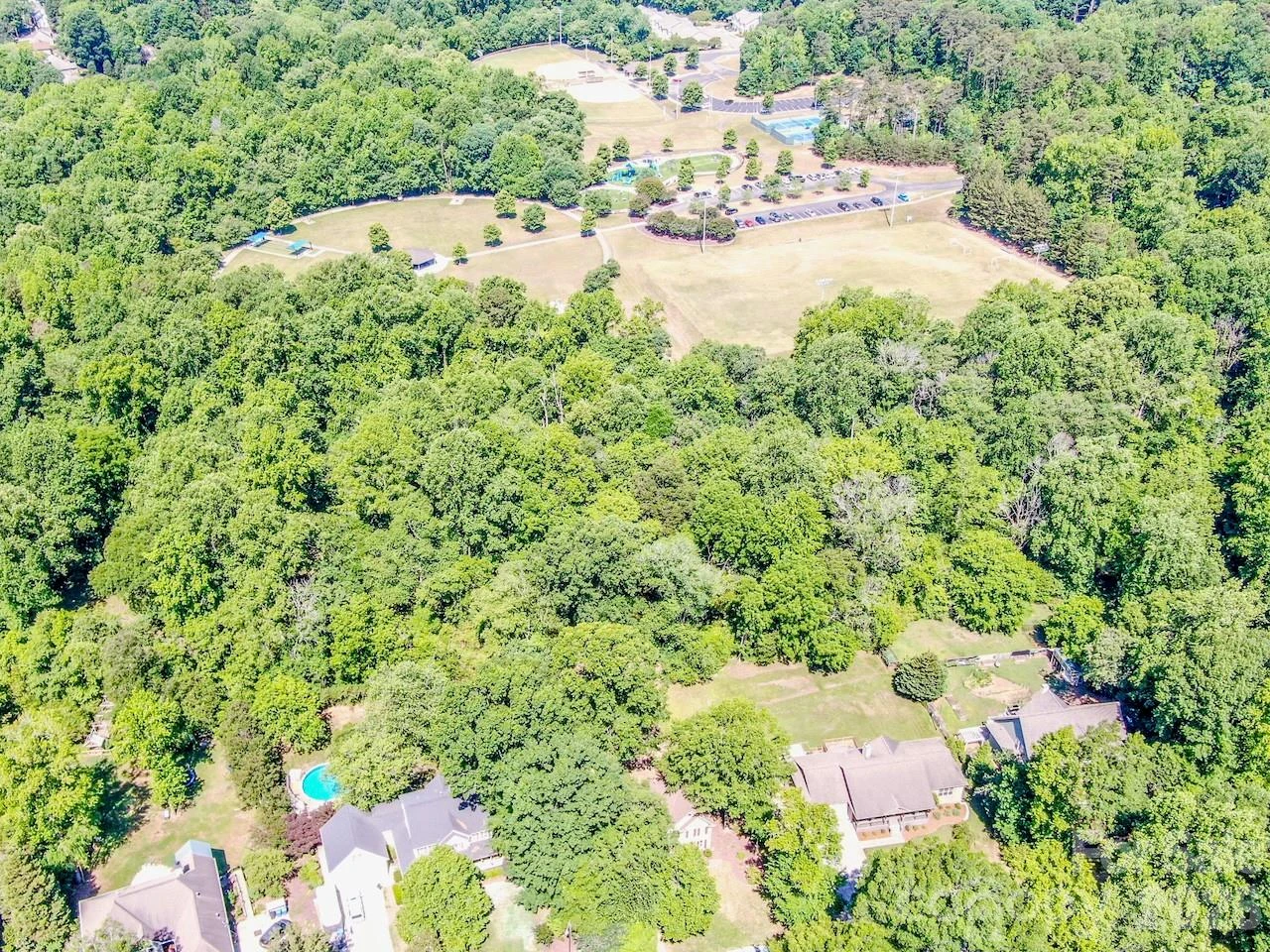 1345 Timberlane Terrace - Photo 42