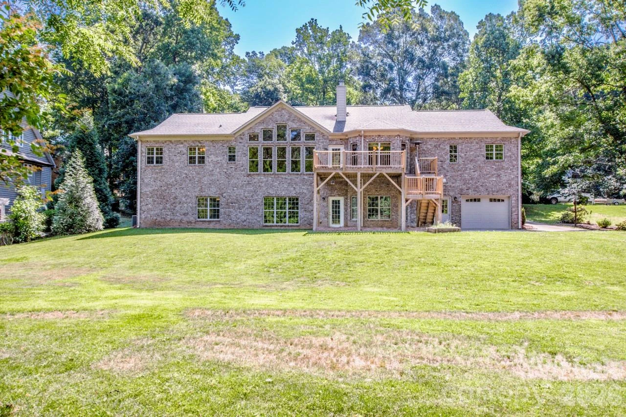 1345 Timberlane Terrace - Photo 43