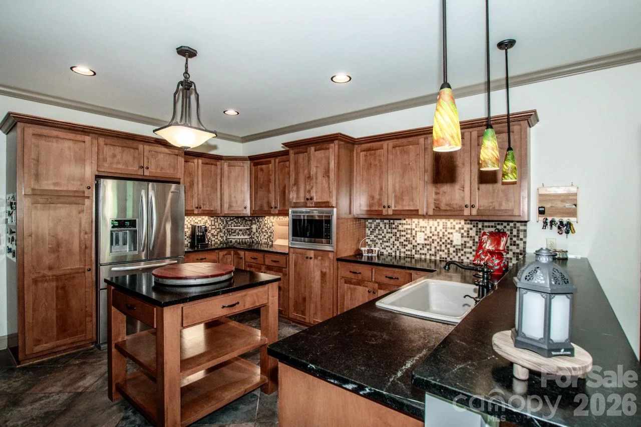 1345 Timberlane Terrace - Photo 9