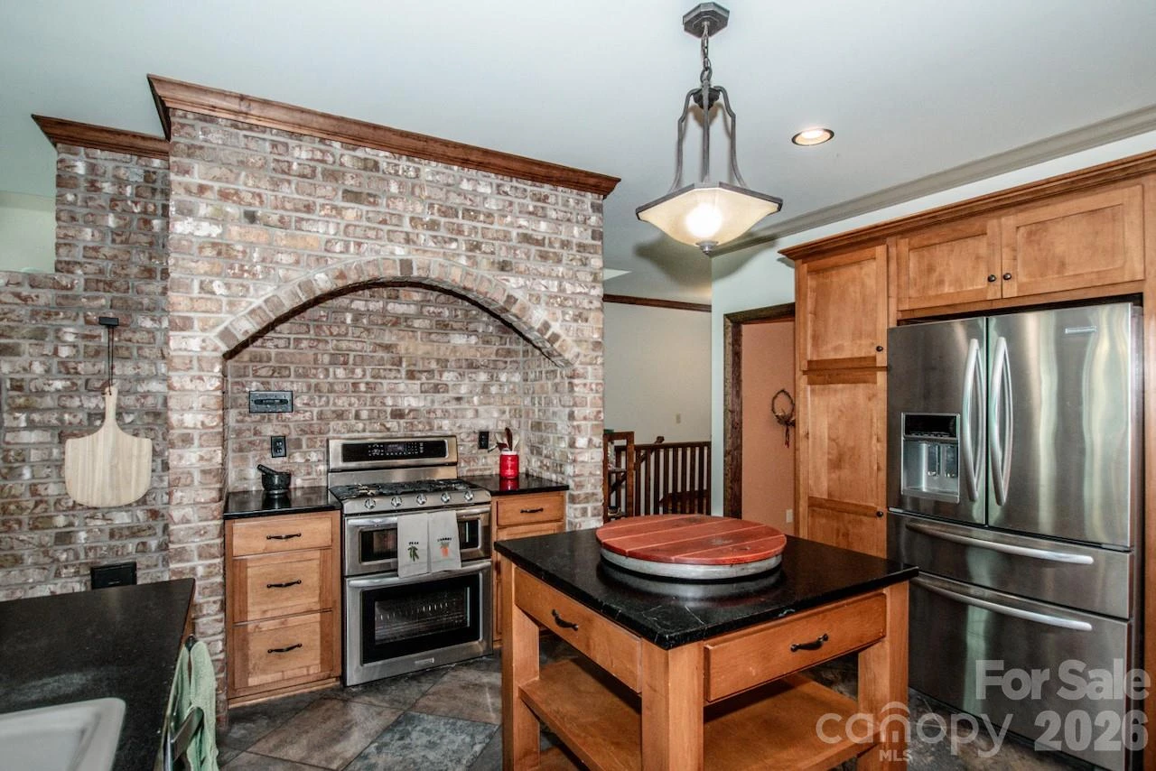 1345 Timberlane Terrace - Photo 10