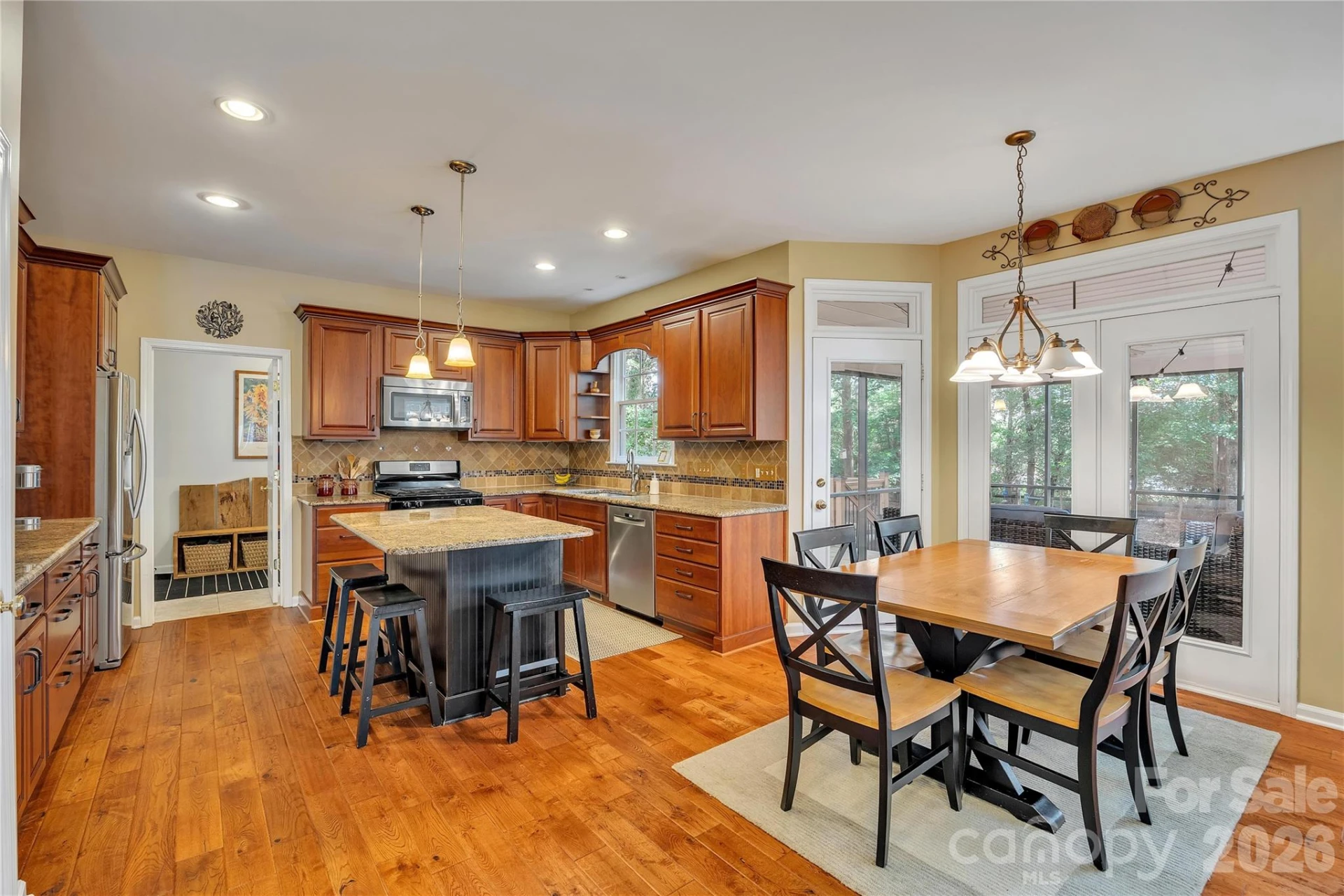5709 Woodridge Court - Photo 19