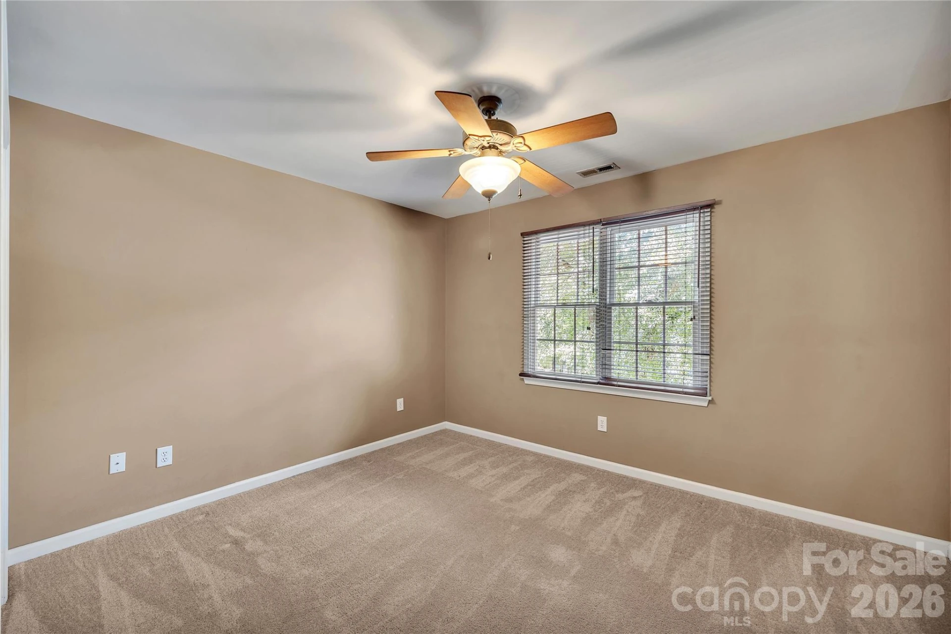 5709 Woodridge Court - Photo 29