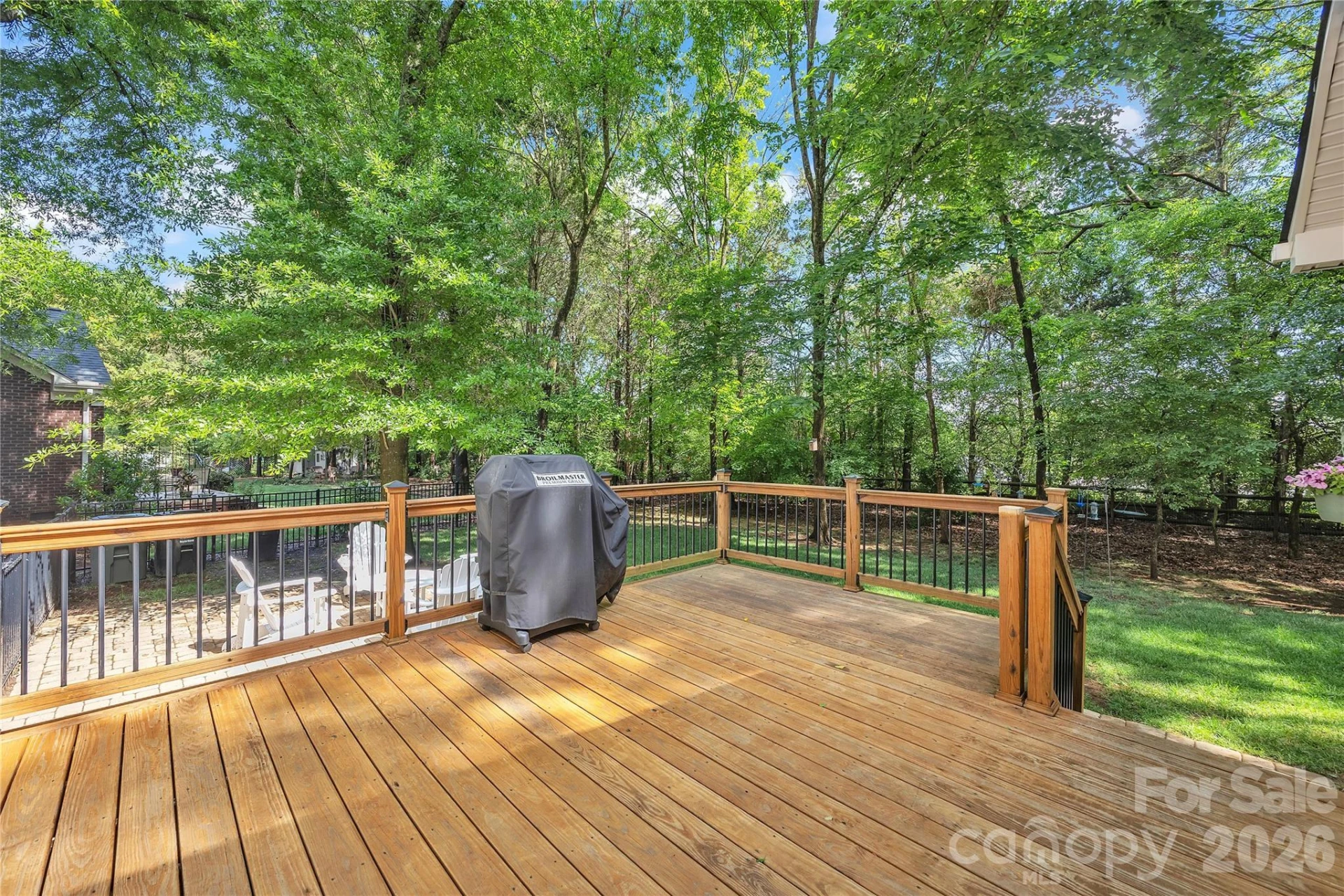5709 Woodridge Court - Photo 41