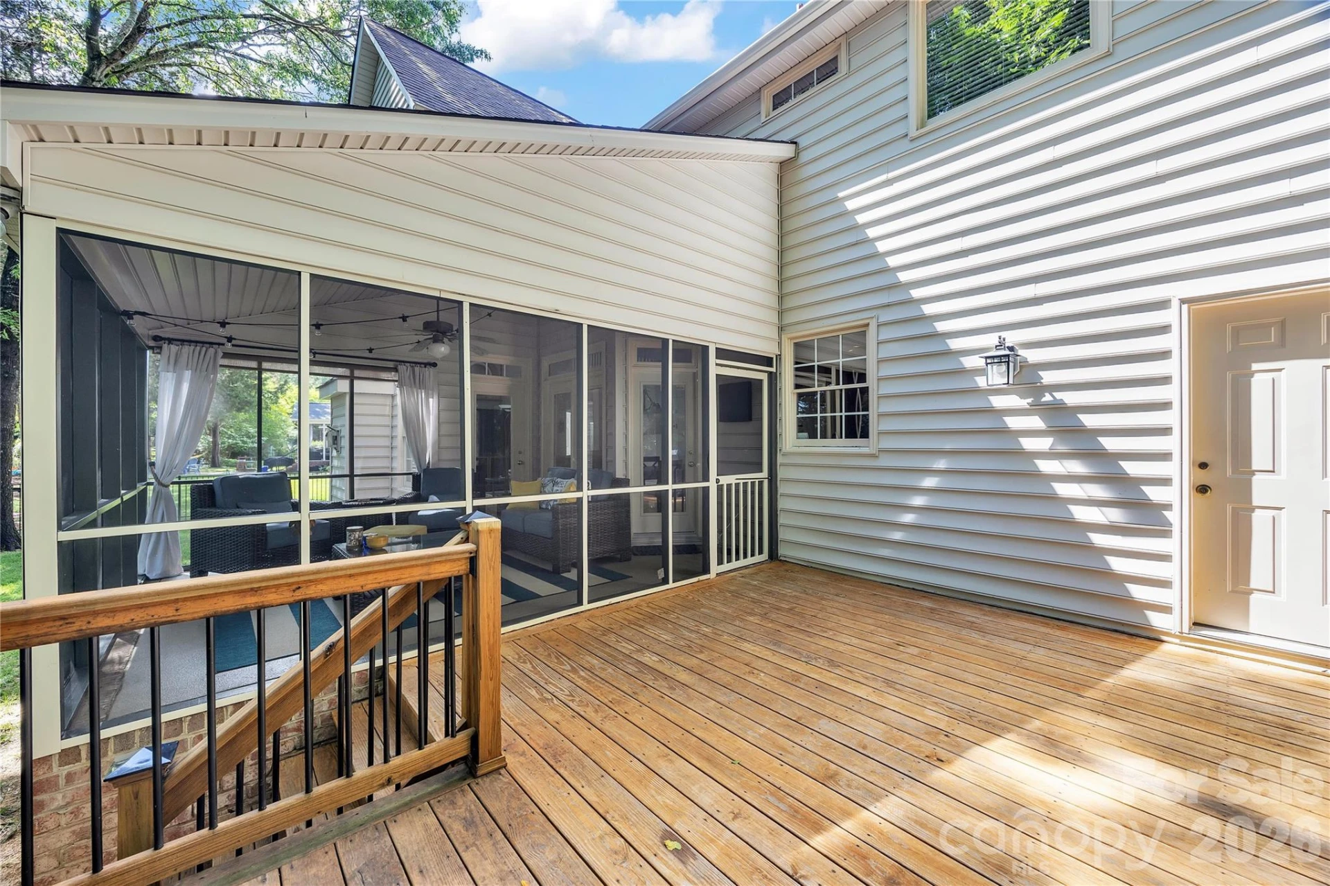 5709 Woodridge Court - Photo 42
