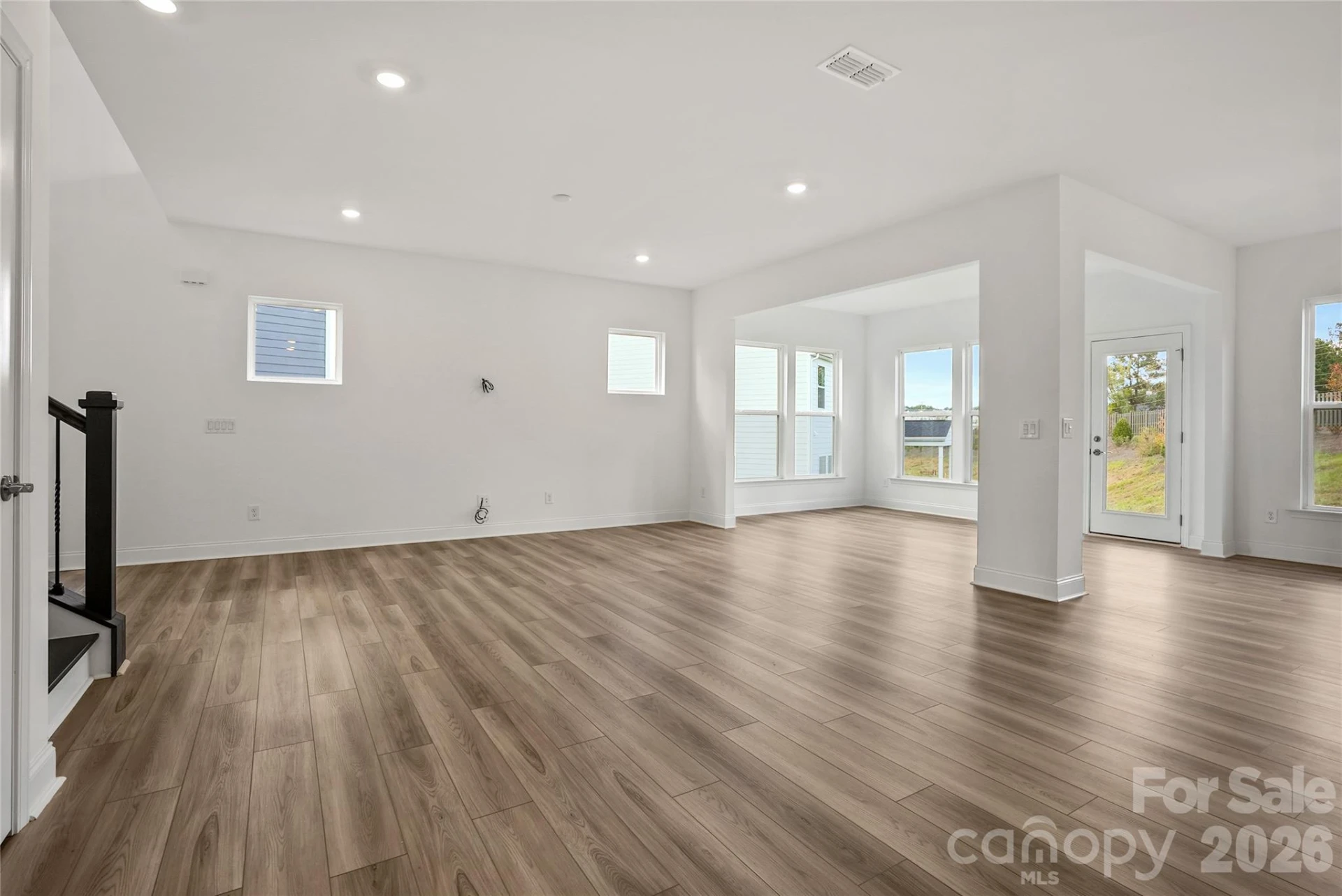 1632 Gossage Lane - Photo 5