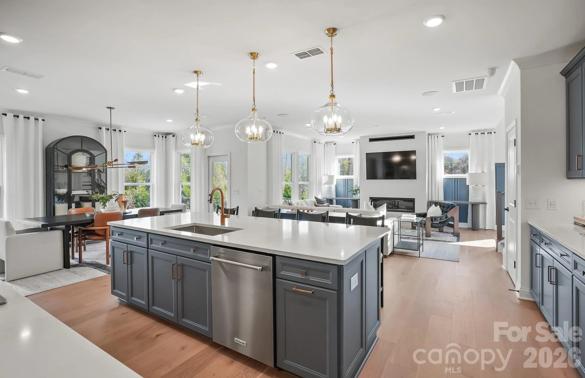 1632 Gossage Lane - Photo 10