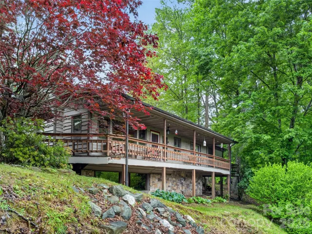 255 Westover Lane, Burnsville, NC, 28714