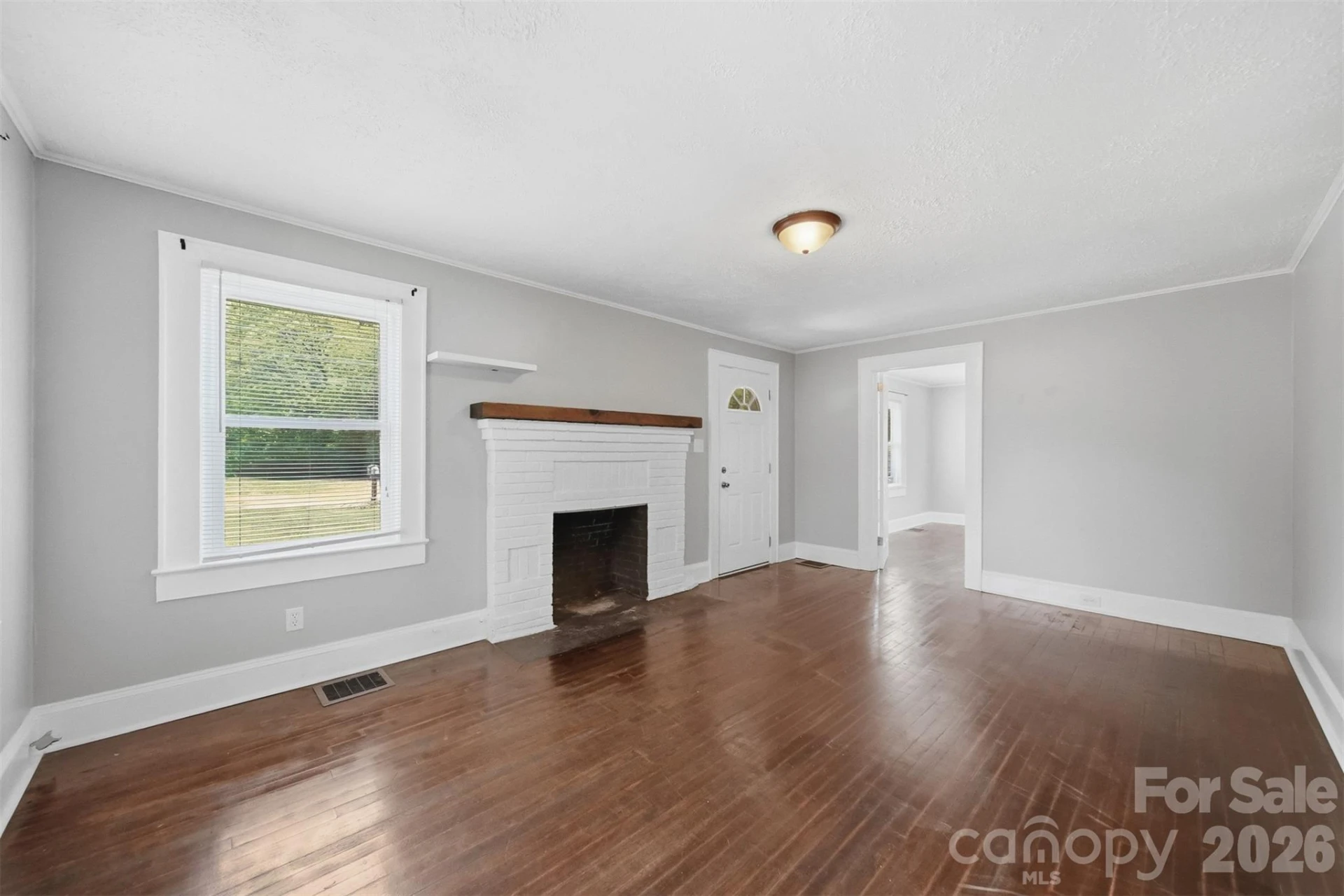 210 Valdese Drive - Photo 4