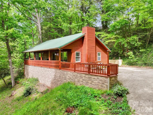 107 Pretty View Lane, Waynesville, NC, 28786