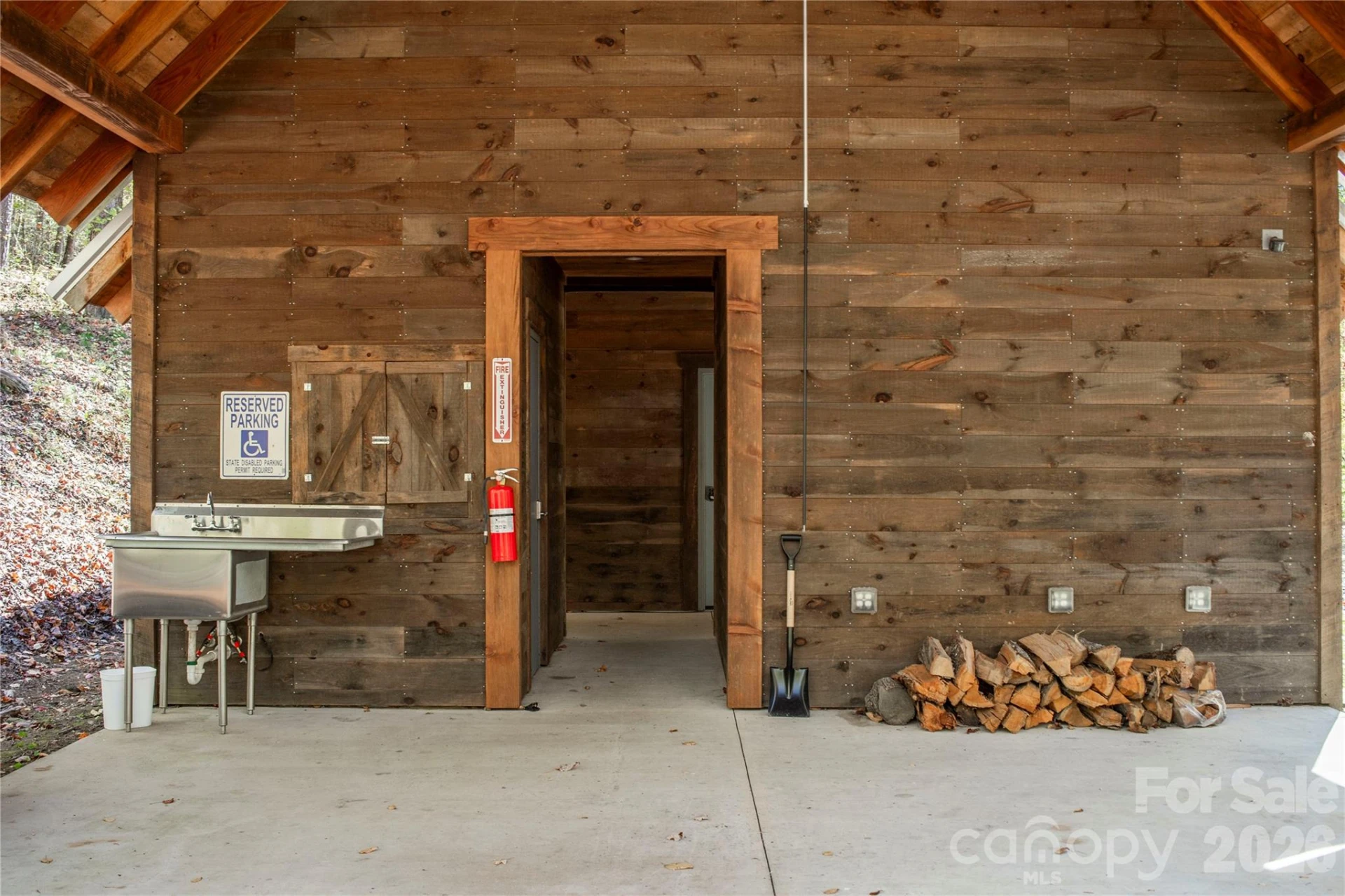 195 Still Waters Lane - Photo 29