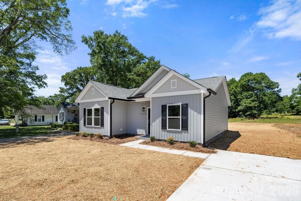 1214 Patterson Street - Photo 2