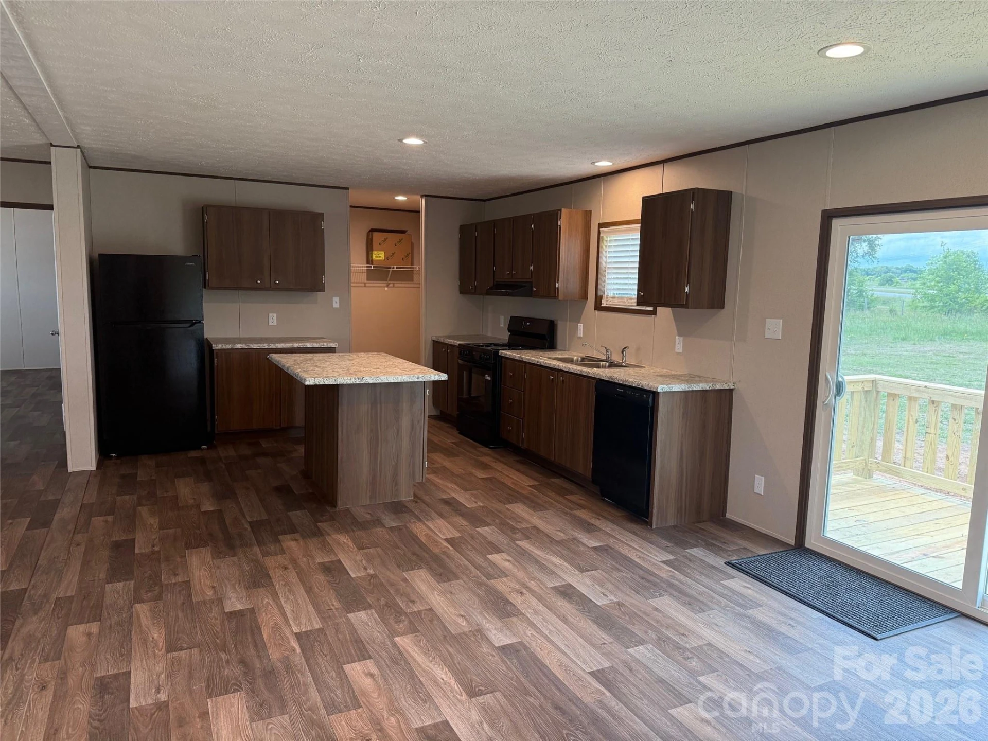 3932 Sunset Boulevard - Photo 11