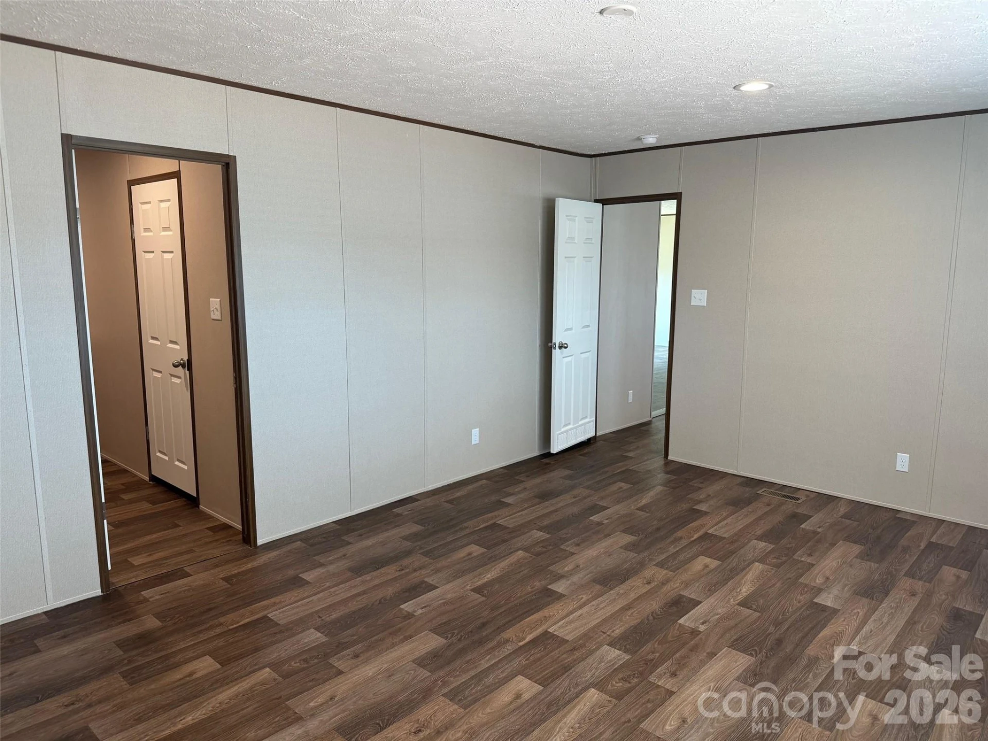 3932 Sunset Boulevard - Photo 16