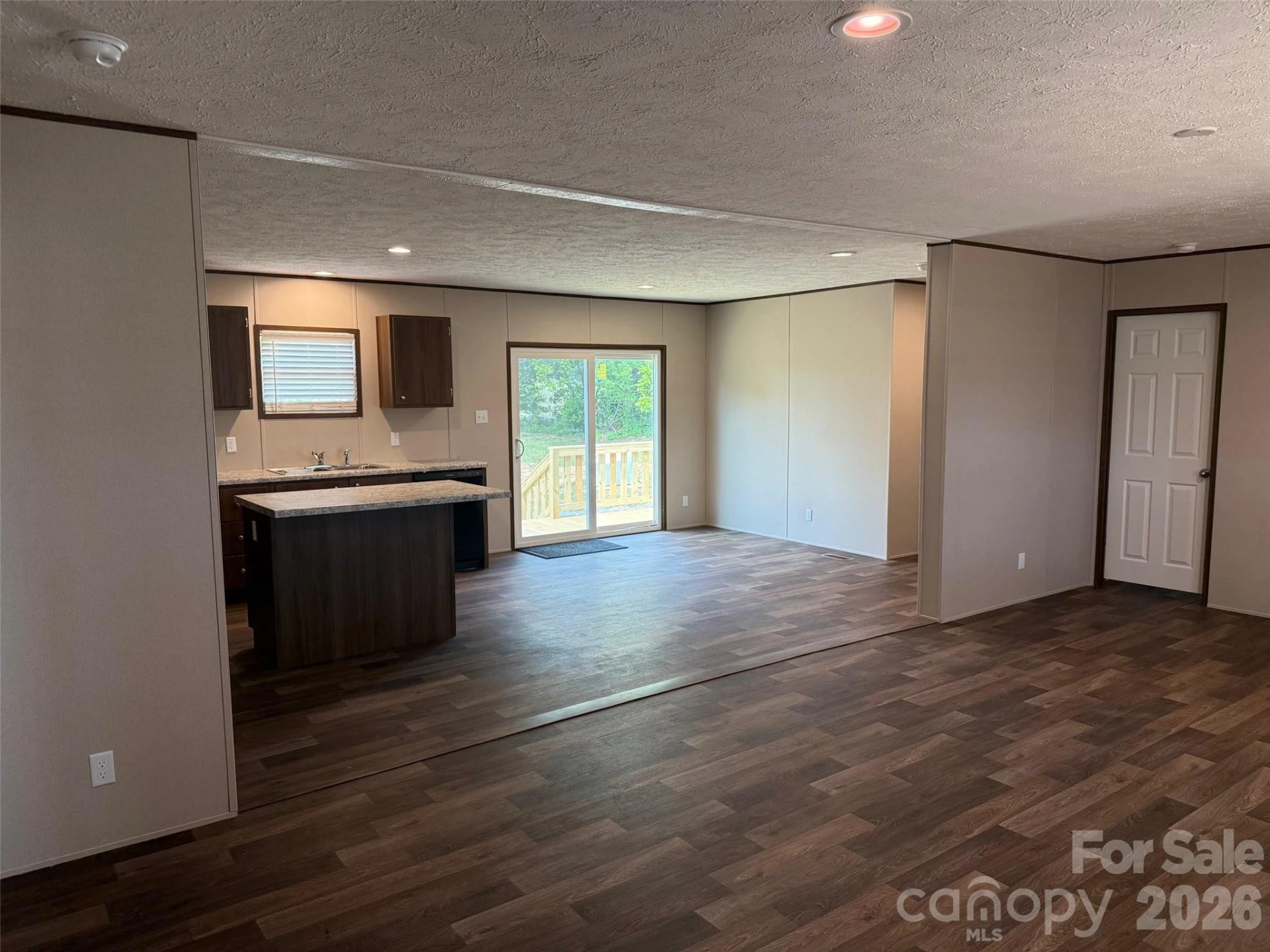3932 Sunset Boulevard - Photo 10