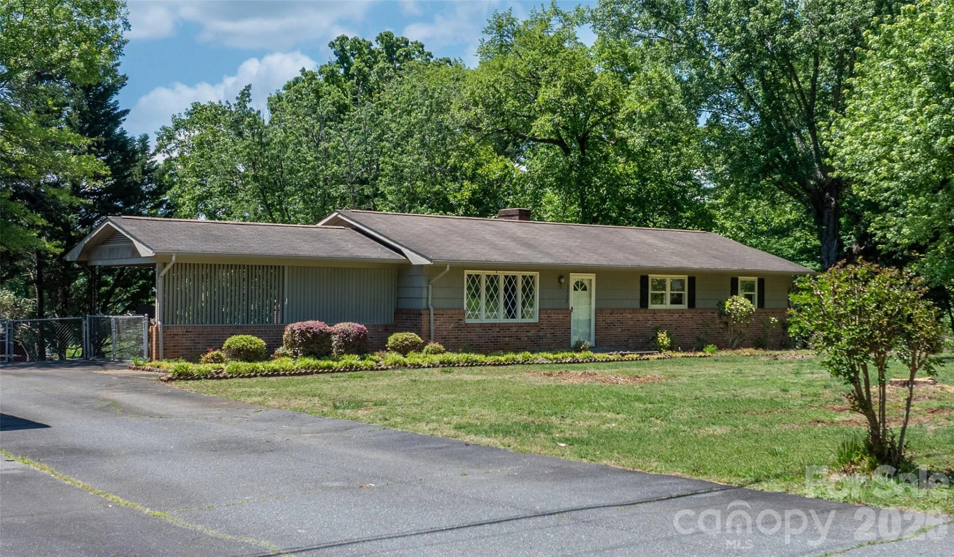 1328 Amherst Road
