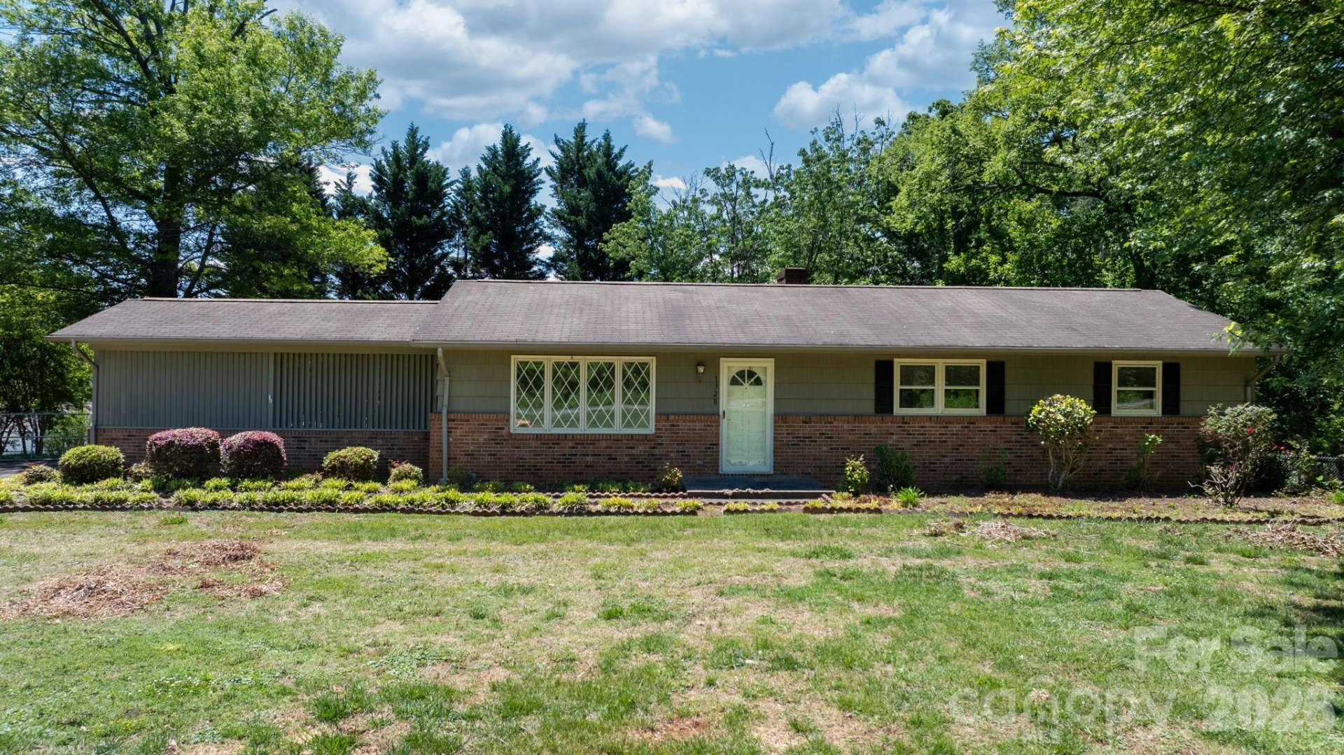 1328 Amherst Road - Photo 3