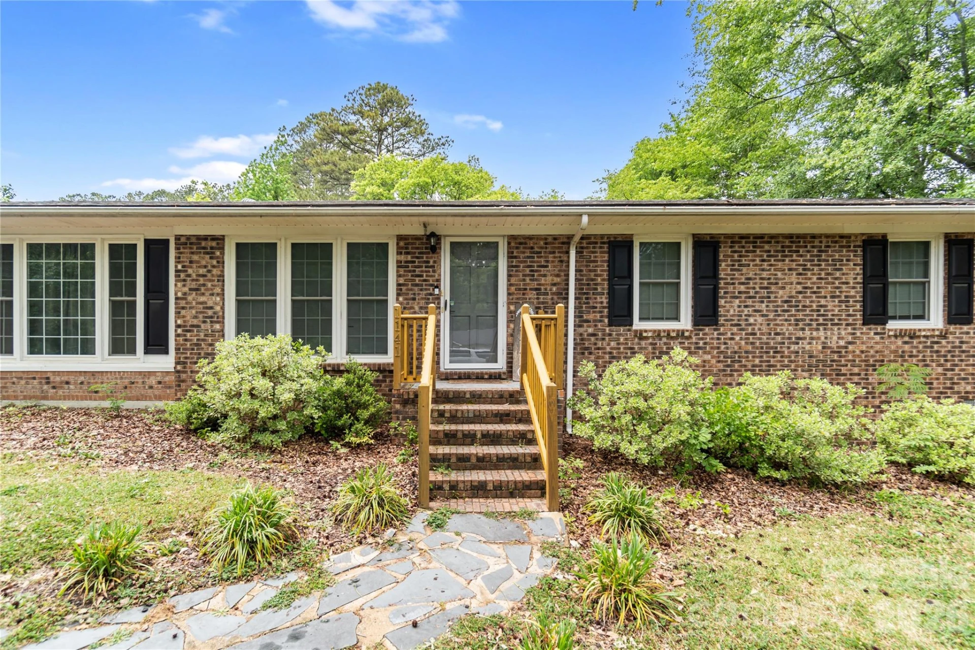 1141 Shannon Drive - Photo 25