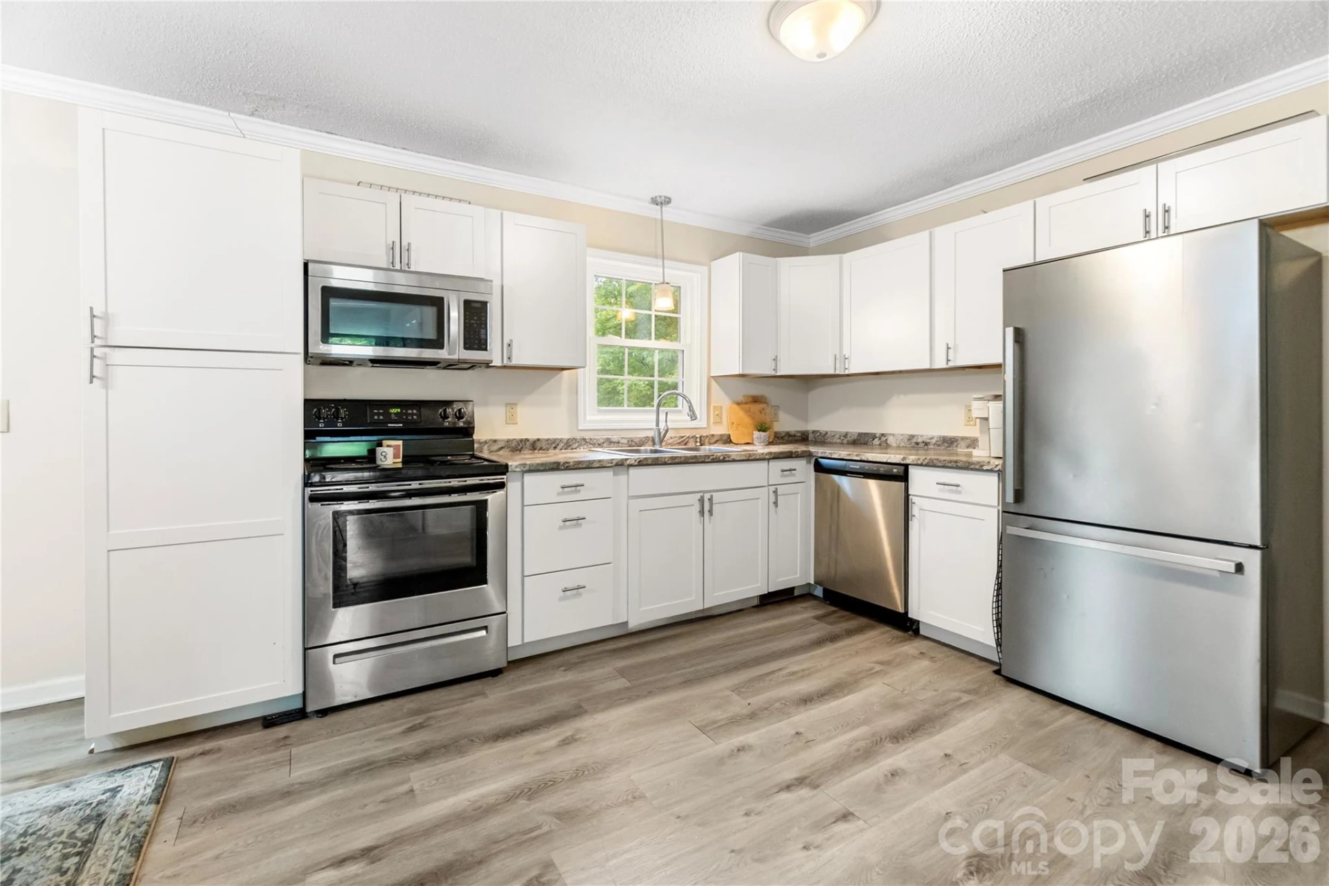 1141 Shannon Drive - Photo 8