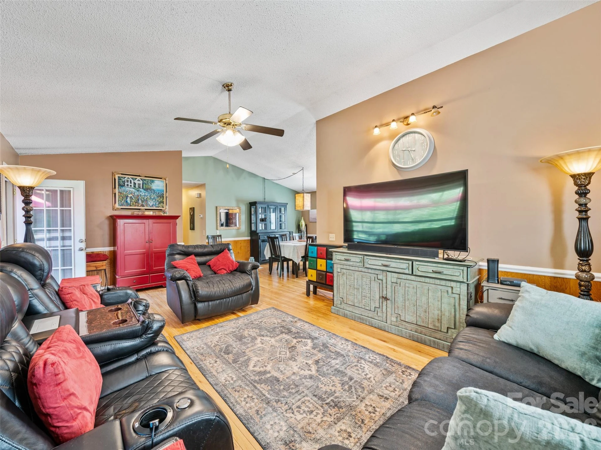 282 Sourwood Drive - Photo 3