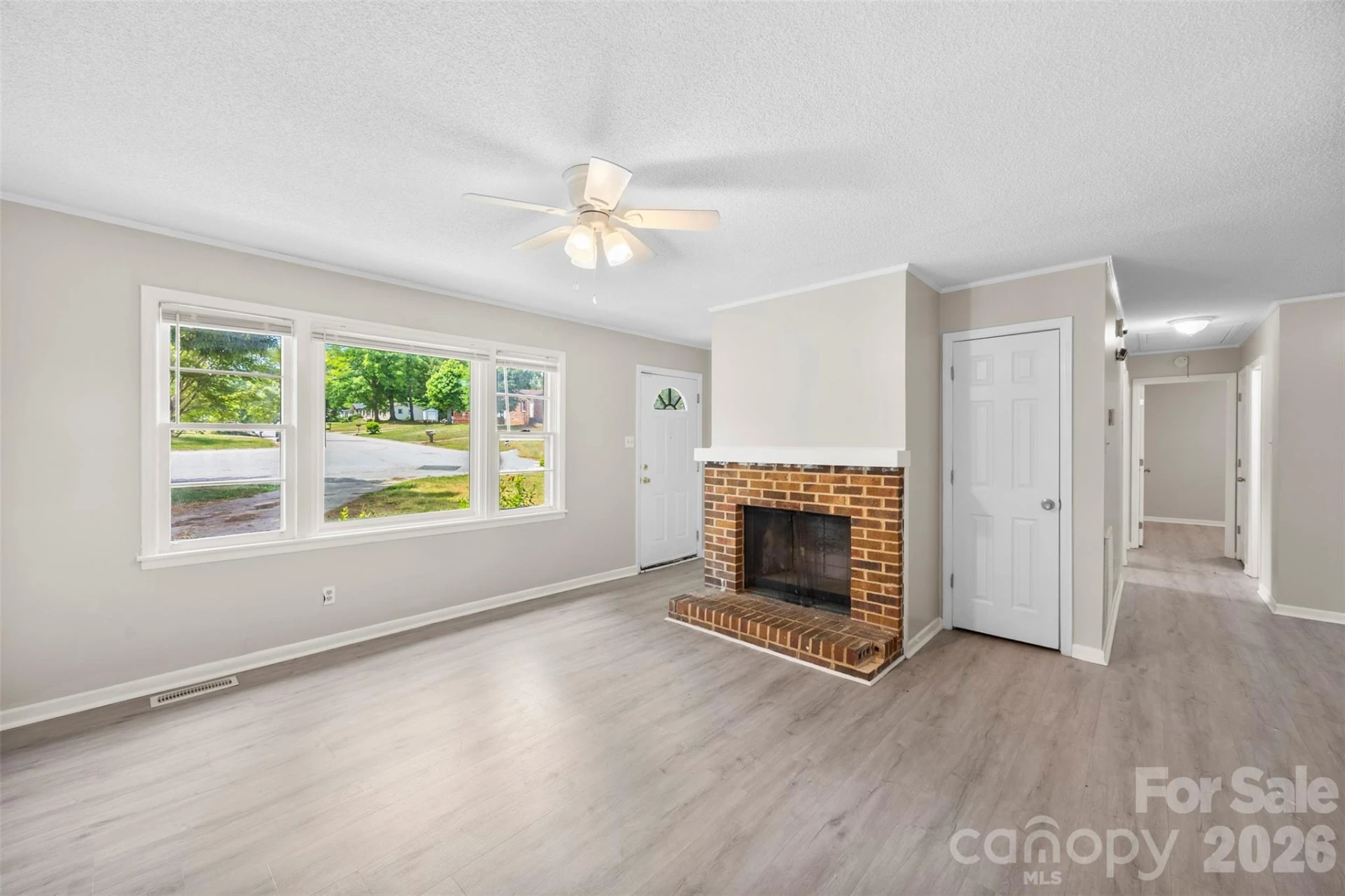 871 Rolling Green Drive - Photo 2