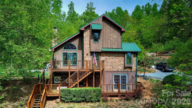 262 Azalea Hills Lane, Spruce Pine, NC, 28777