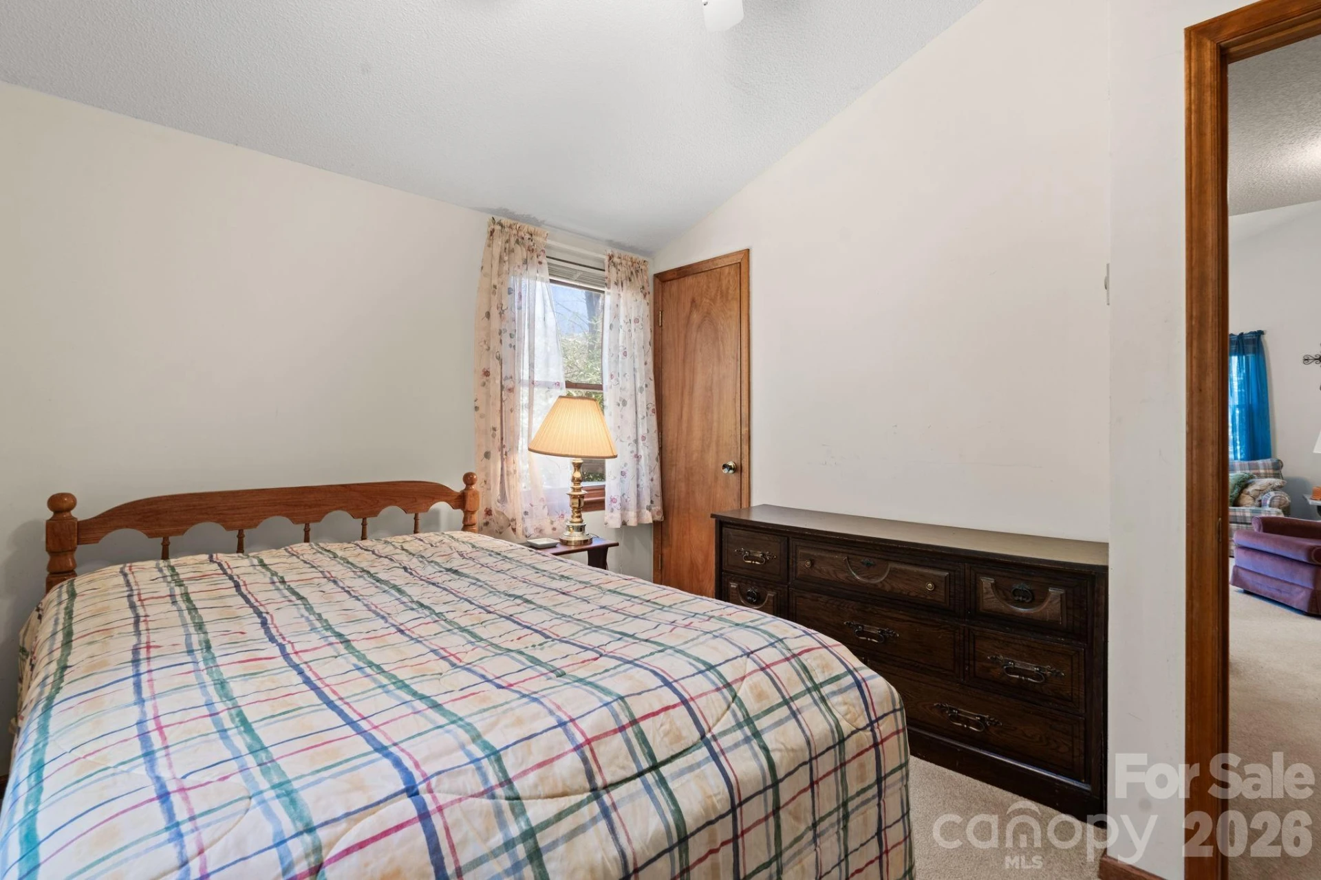 8977 Rose Hollow Avenue - Photo 12