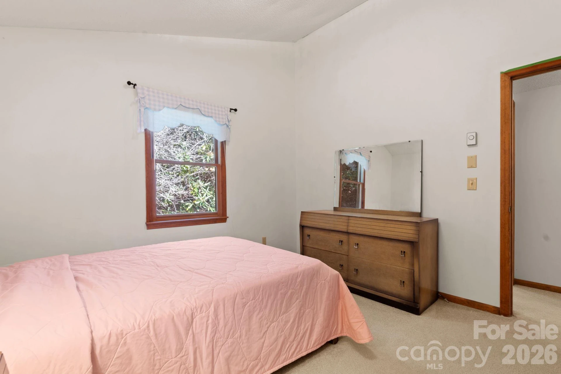 8977 Rose Hollow Avenue - Photo 15