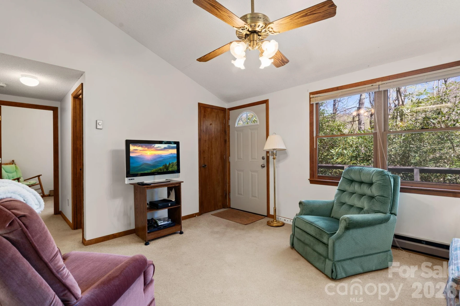 8977 Rose Hollow Avenue - Photo 4