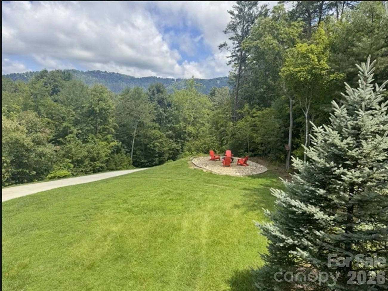 152 Skyview Circle - Photo 2