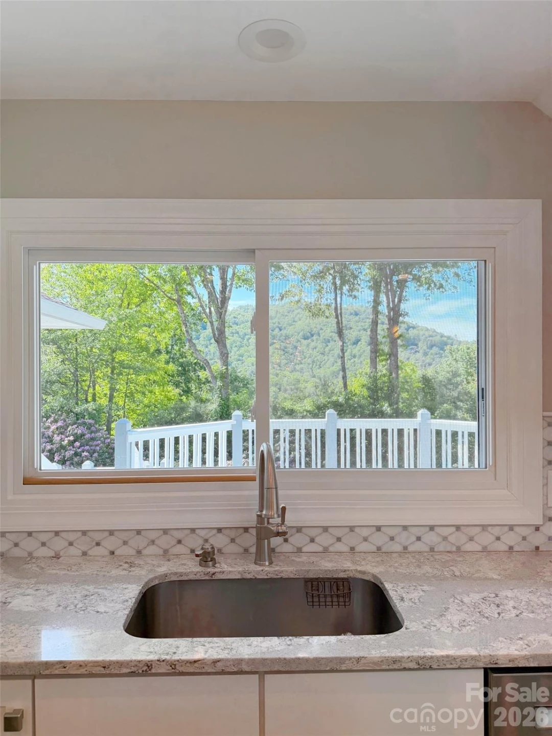 152 Skyview Circle - Photo 11
