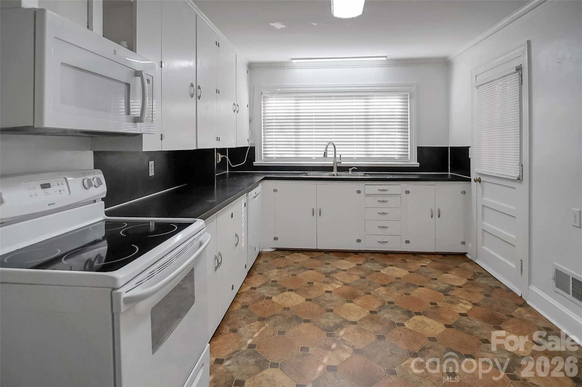 3021 Davis Park Road - Photo 15