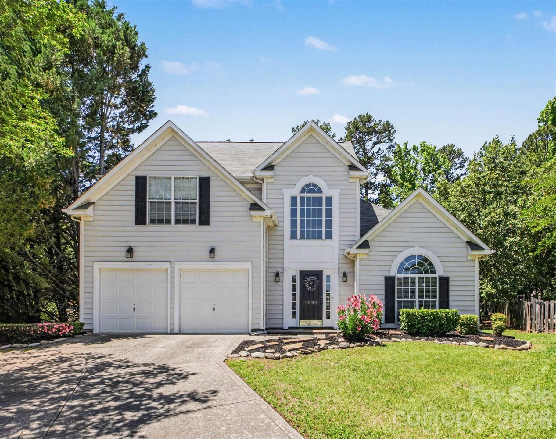 8800 Cavonnier Lane