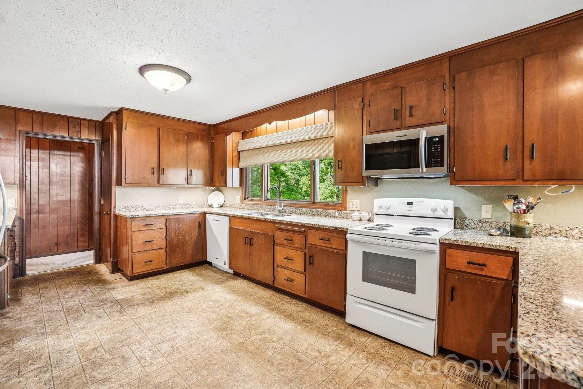 3 Greenbriar Woods Circle - Photo 16