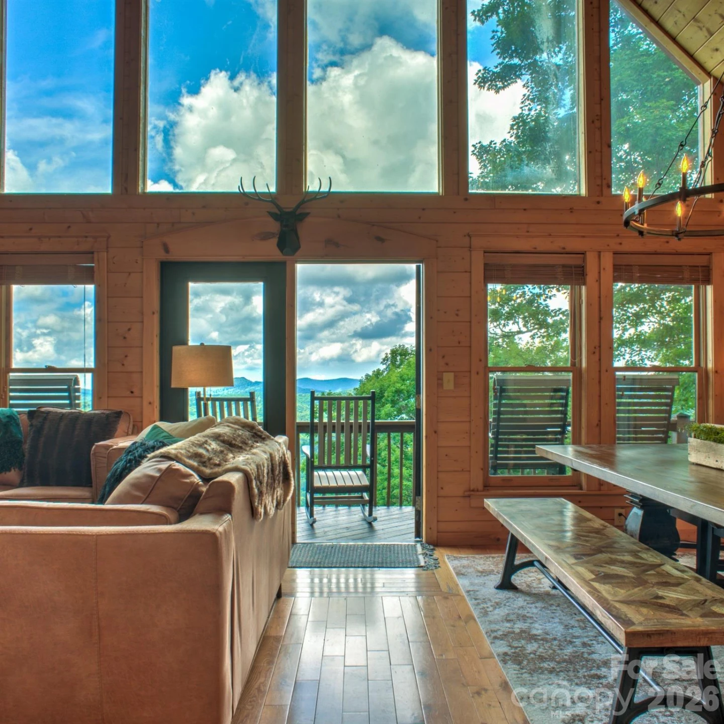 181 Scenic Wolf Drive