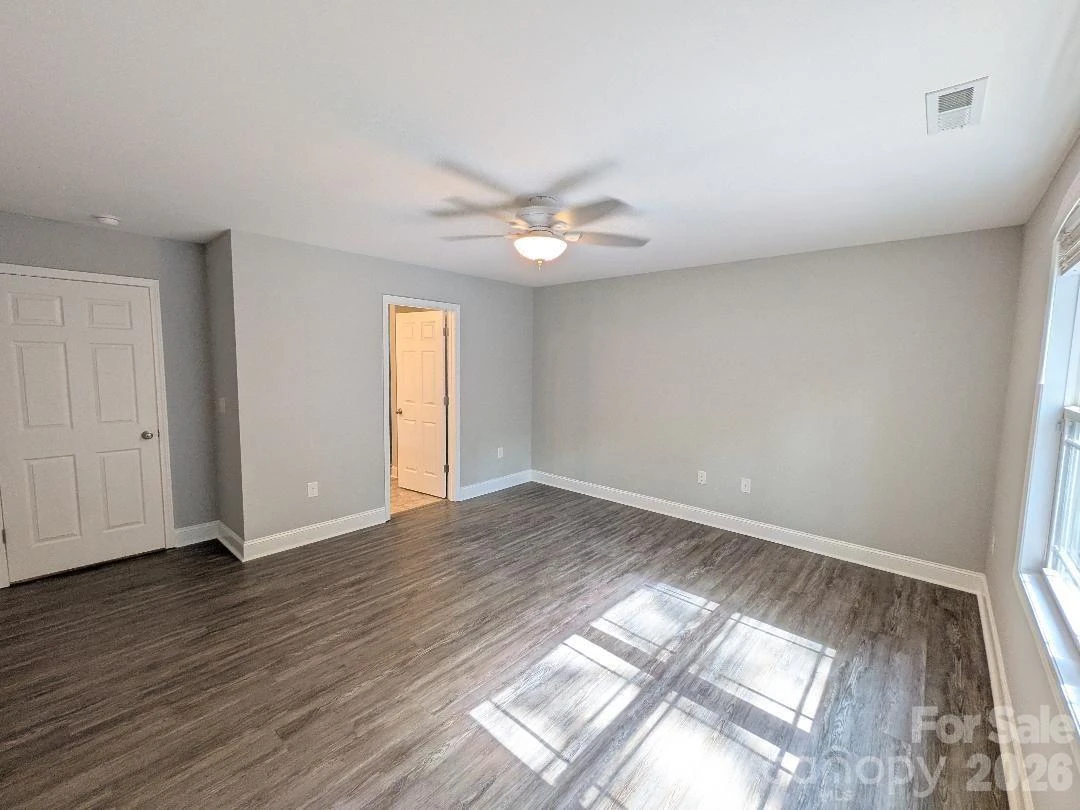 114 Brookstone Drive - Photo 10
