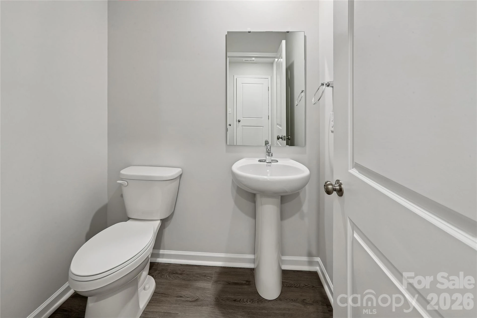 532 Bond Street - Photo 13