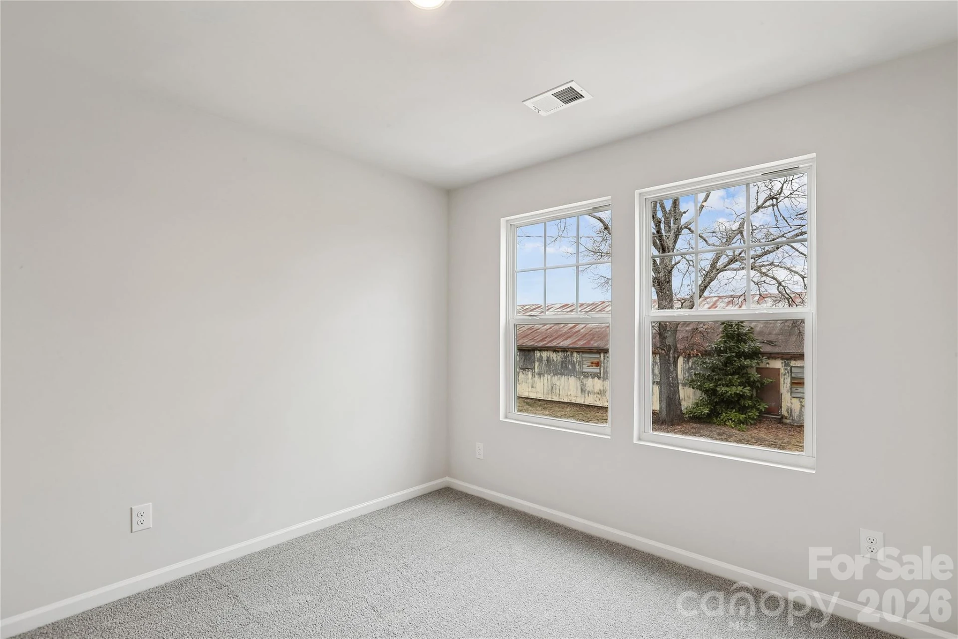 532 Bond Street - Photo 22