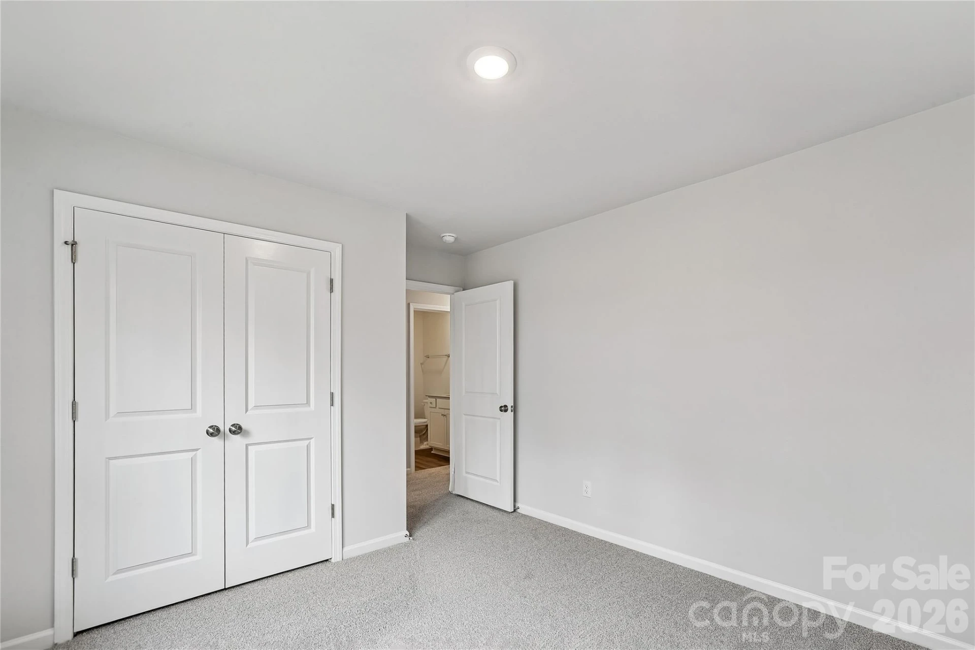 532 Bond Street - Photo 27