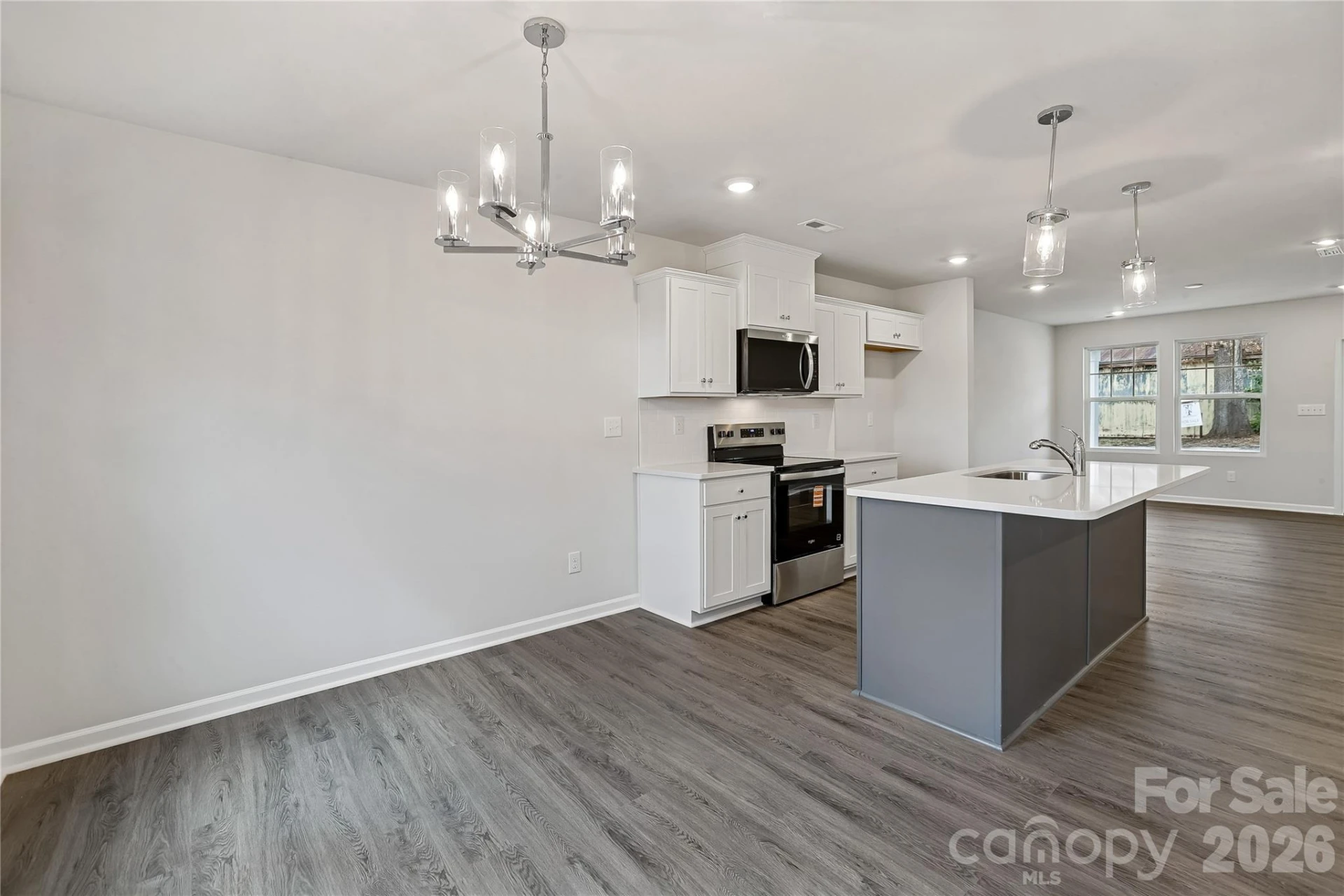 532 Bond Street - Photo 7
