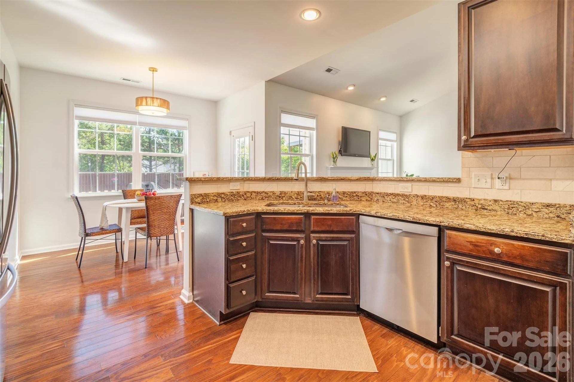 7 Breyerton Court - Photo 10