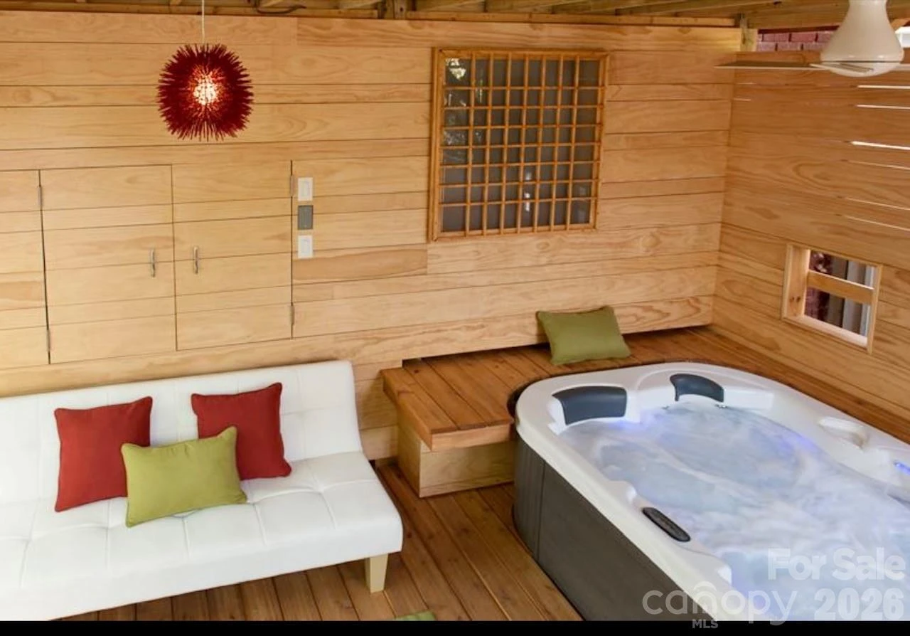 8 Colonial Place - Photo 24