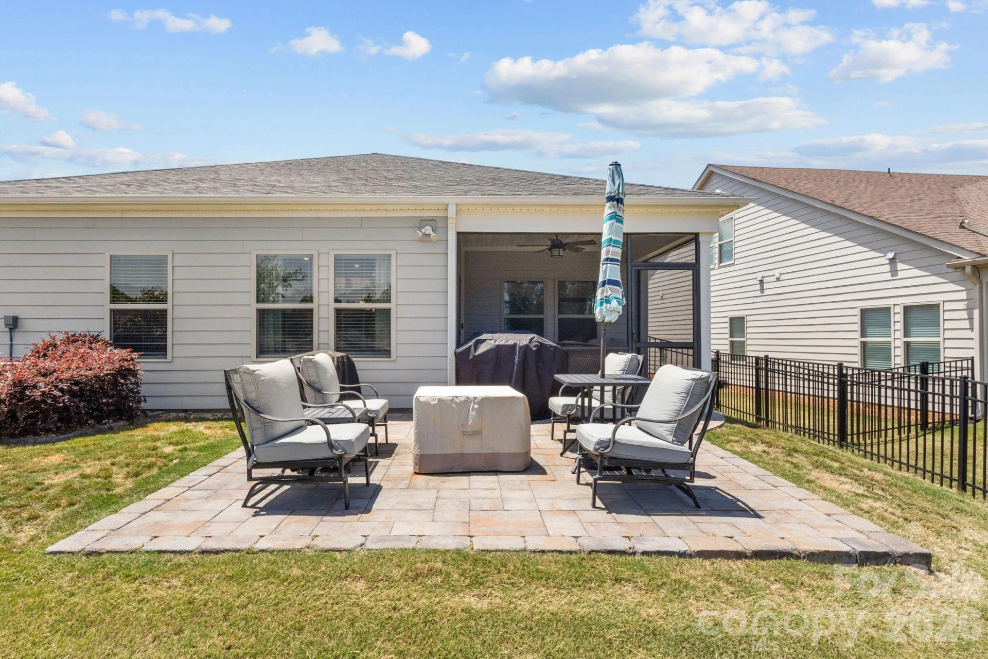 2012 Hyacinth Court - Photo 34