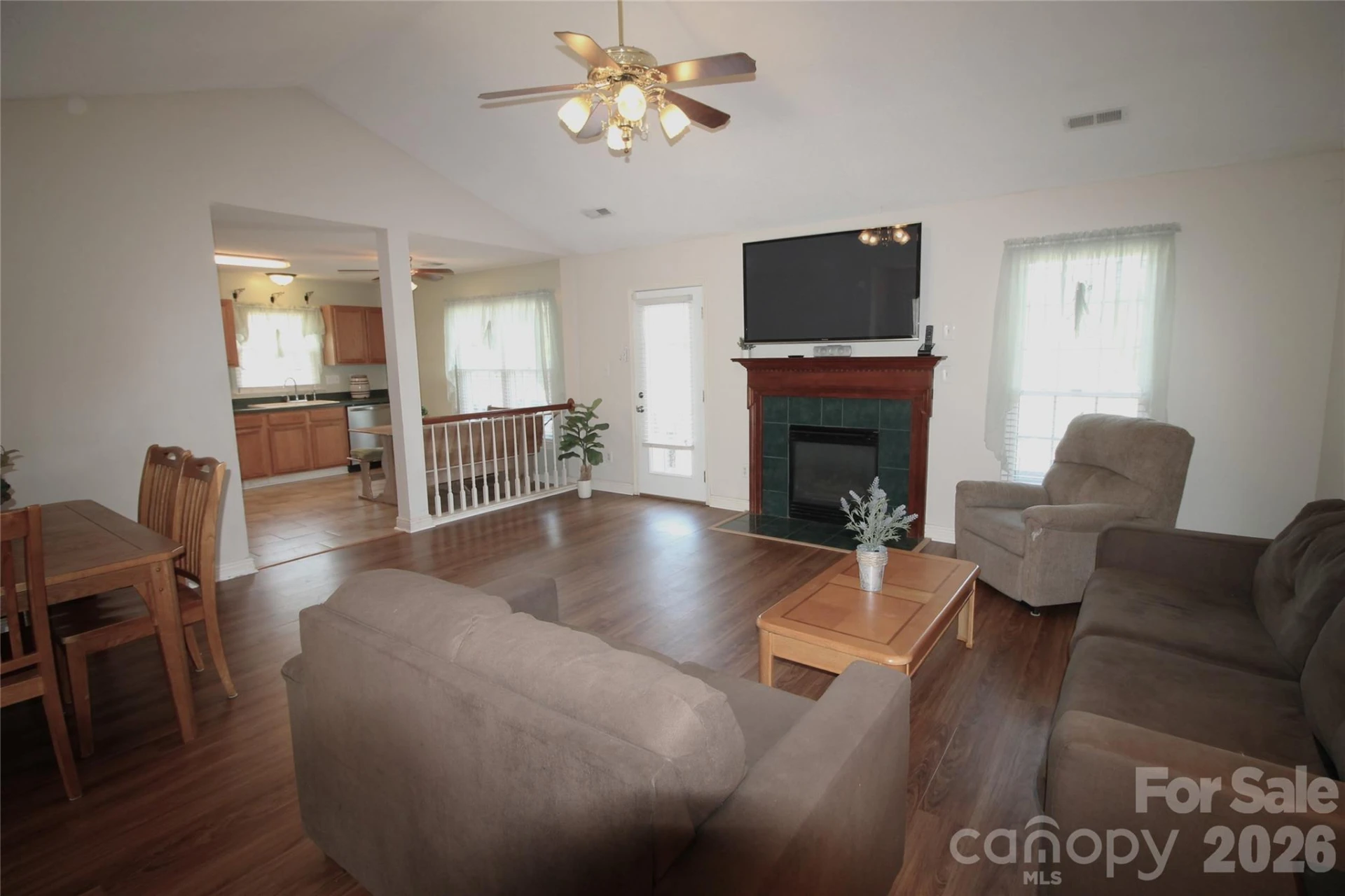 900 Milkwood Lane - Photo 9