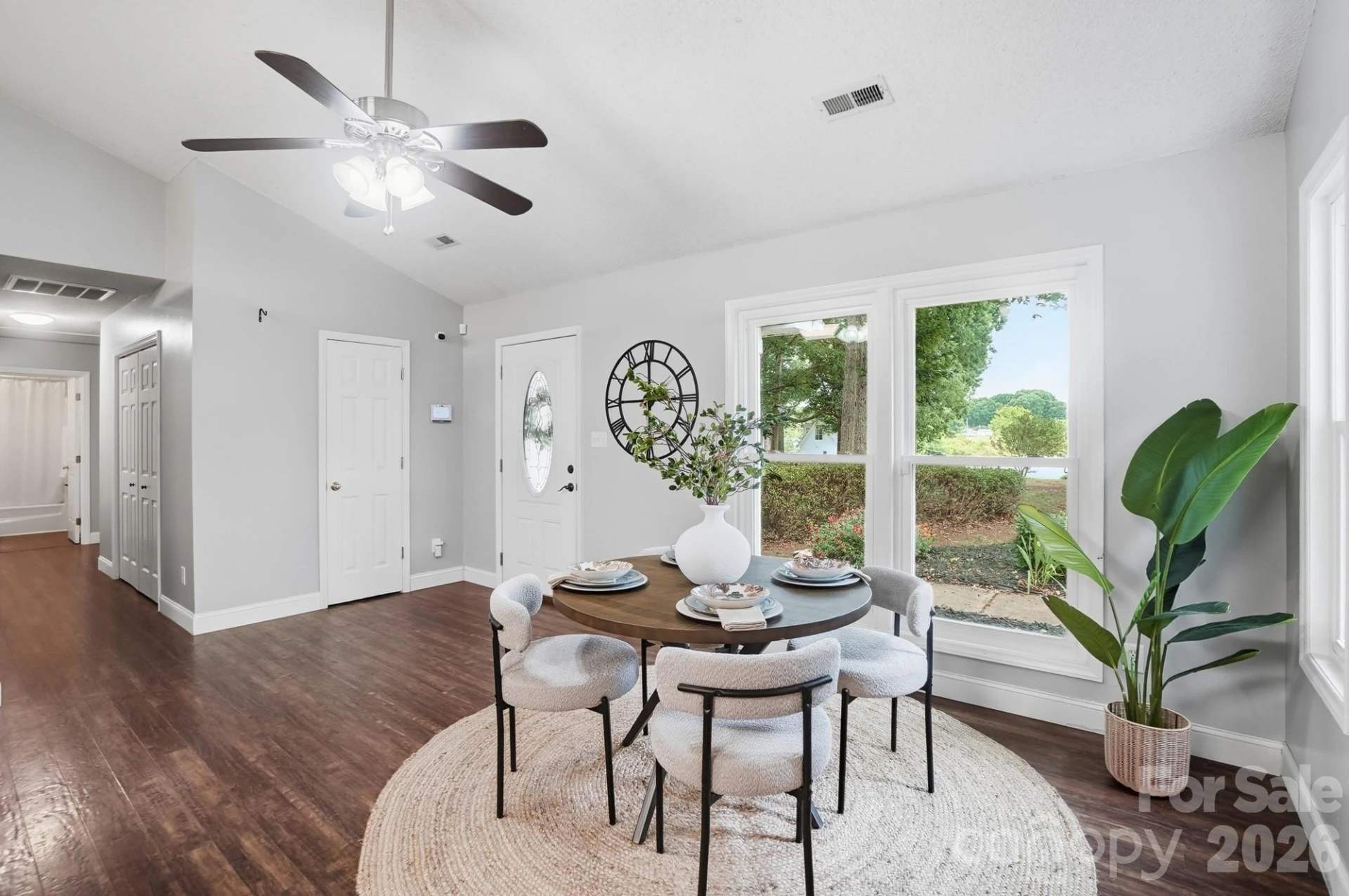 1919 Gables Drive - Photo 5