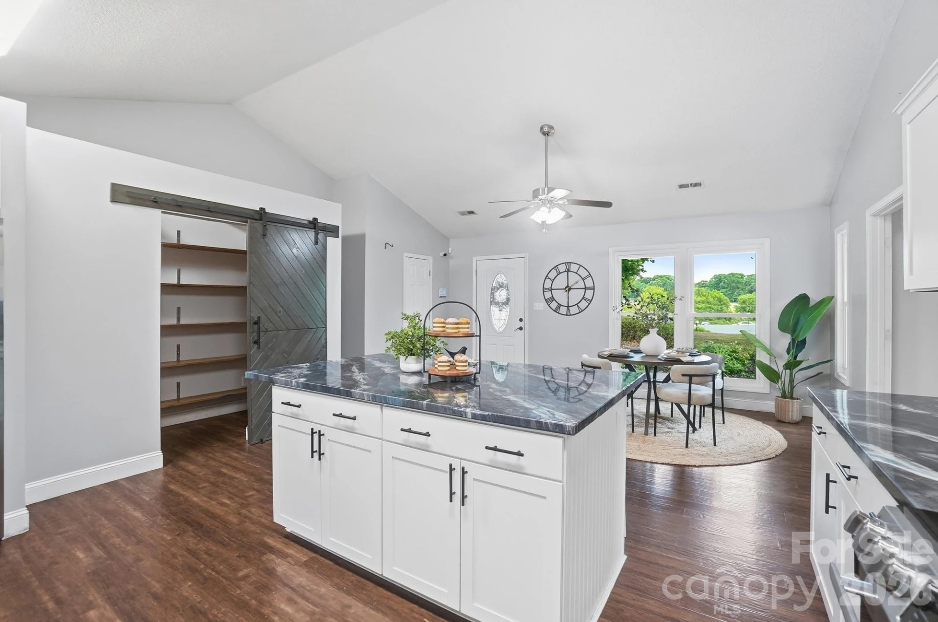 1919 Gables Drive - Photo 7
