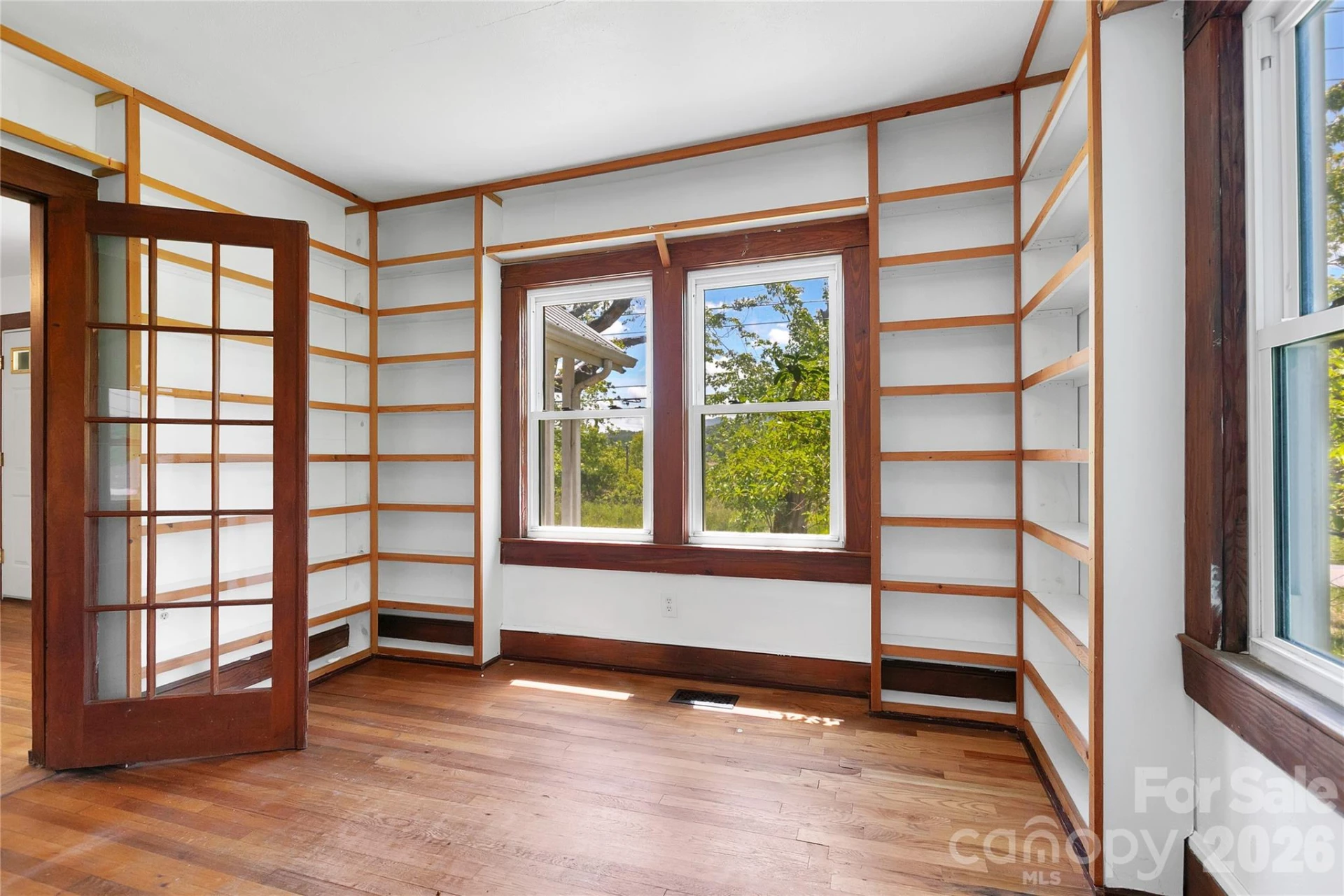 587 Old Hendersonville Highway - Photo 16