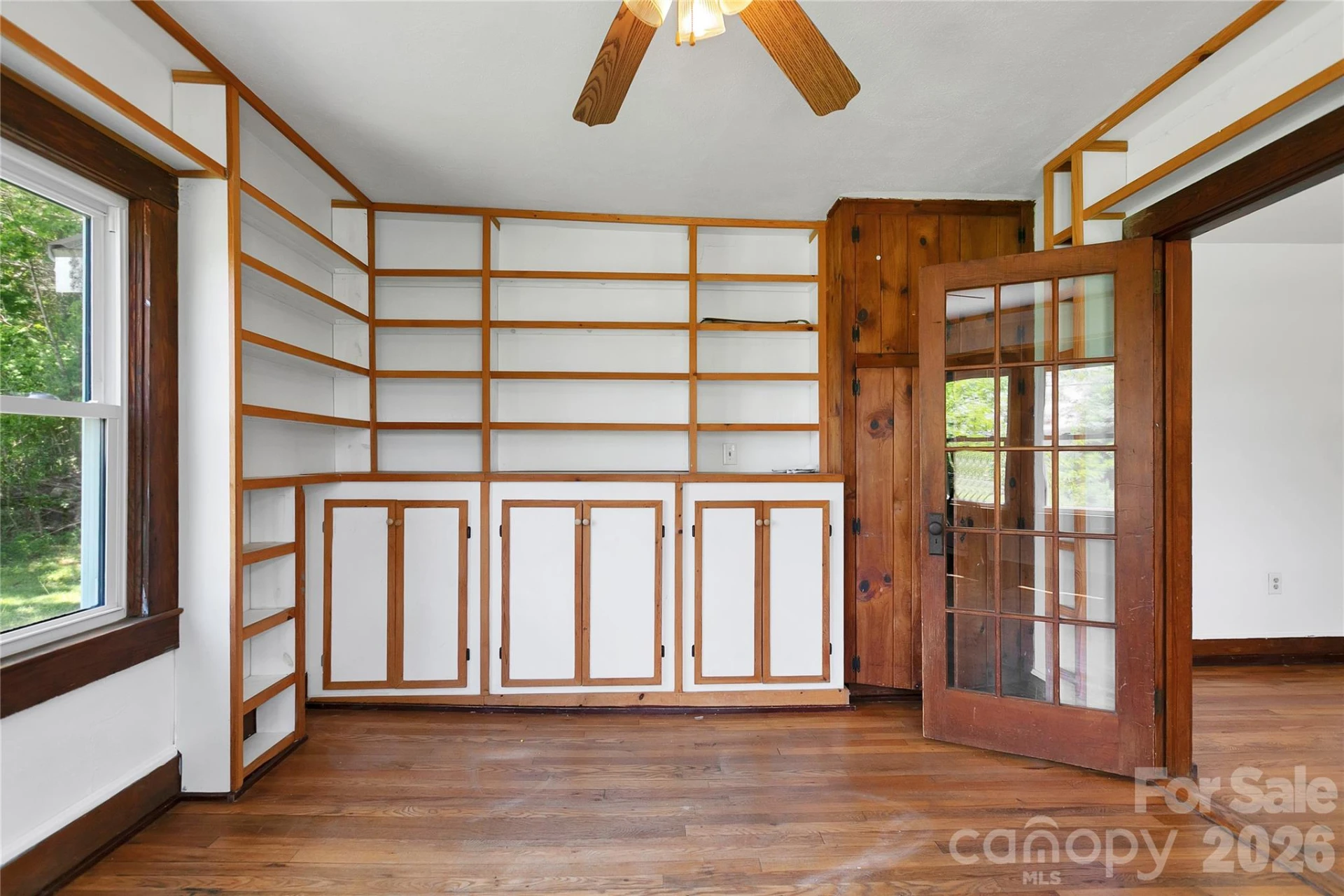 587 Old Hendersonville Highway - Photo 17