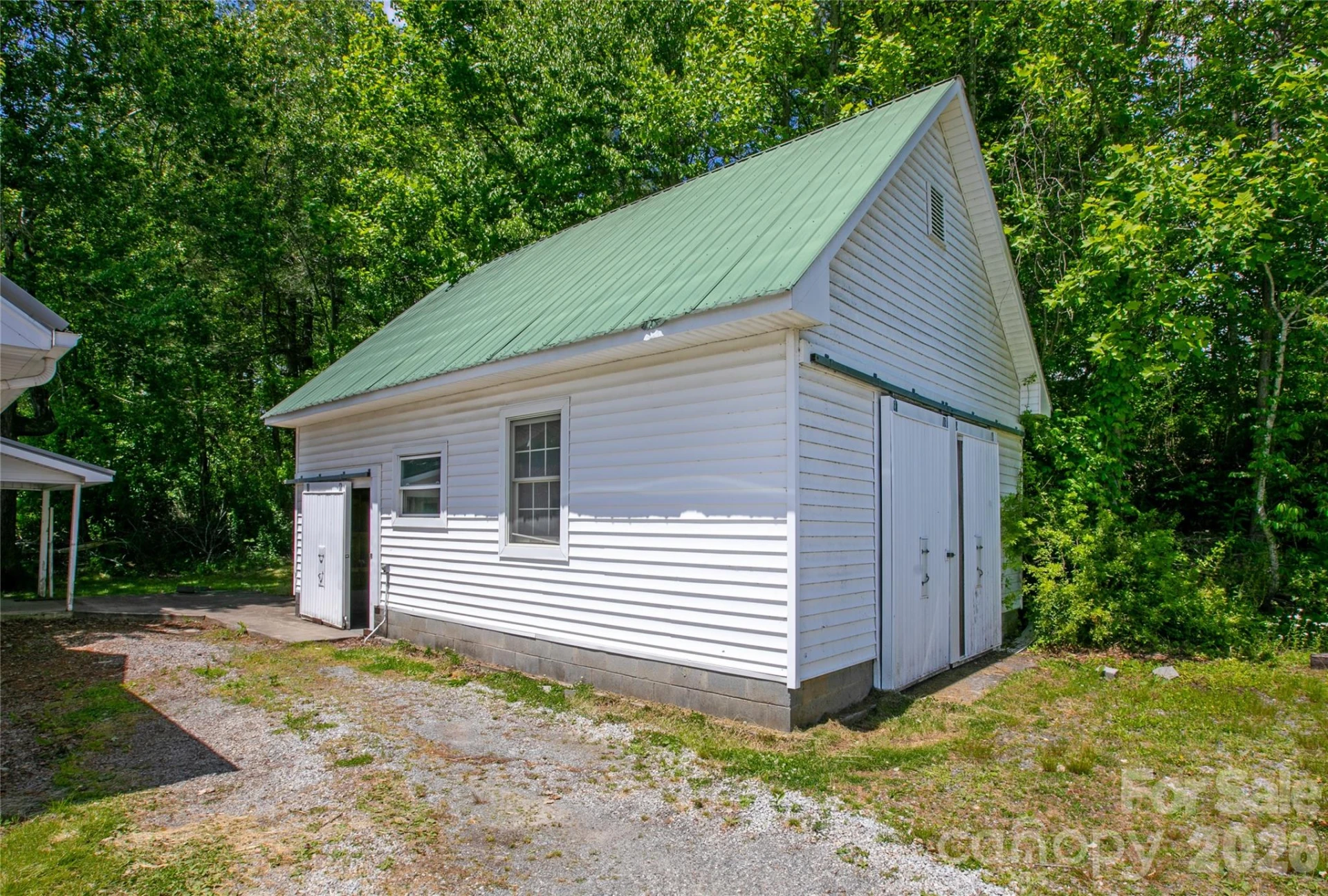 587 Old Hendersonville Highway - Photo 39