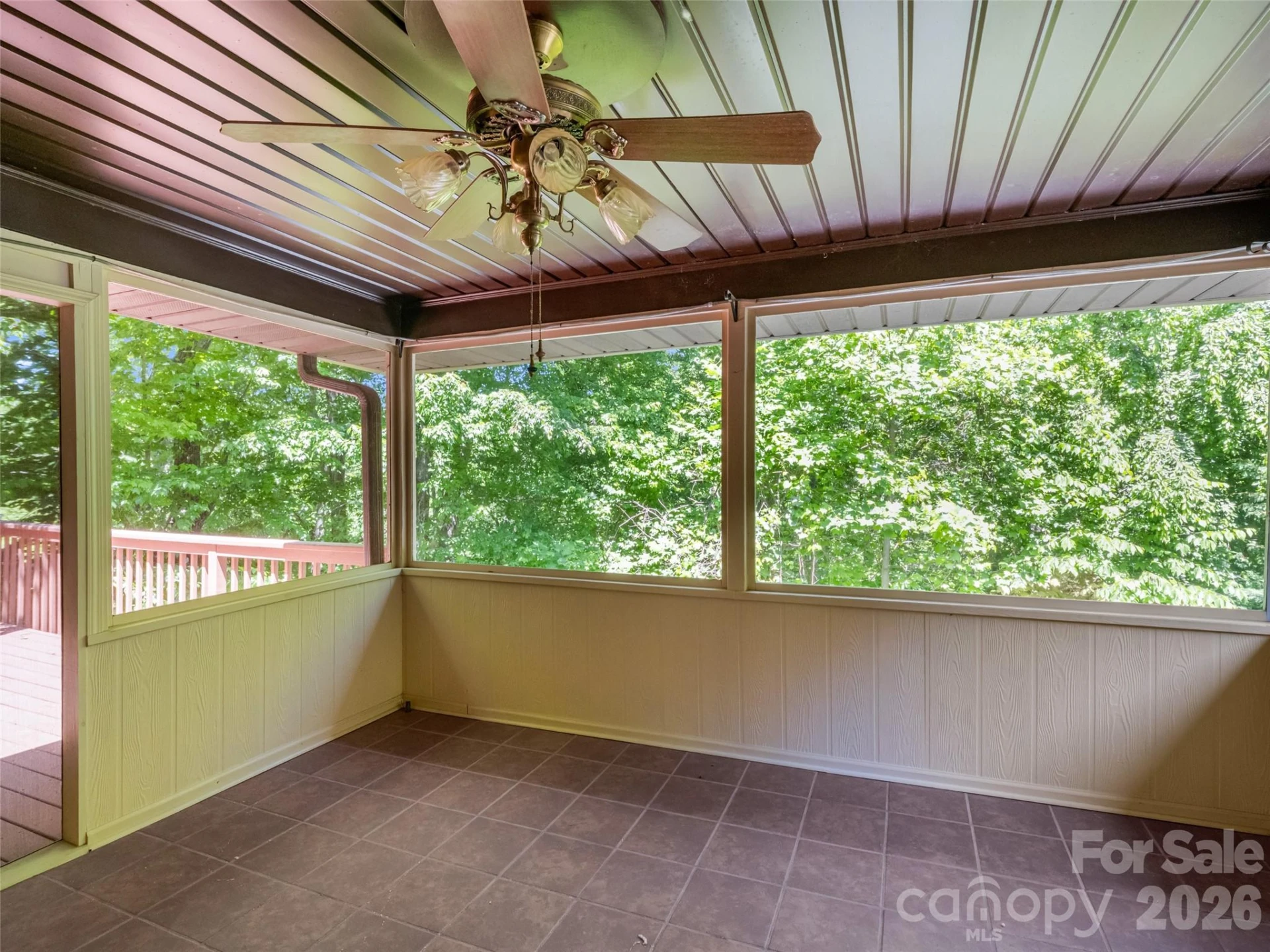 156 Deer Run - Photo 14